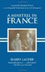 A Minstrel in France by Harry Lauder
